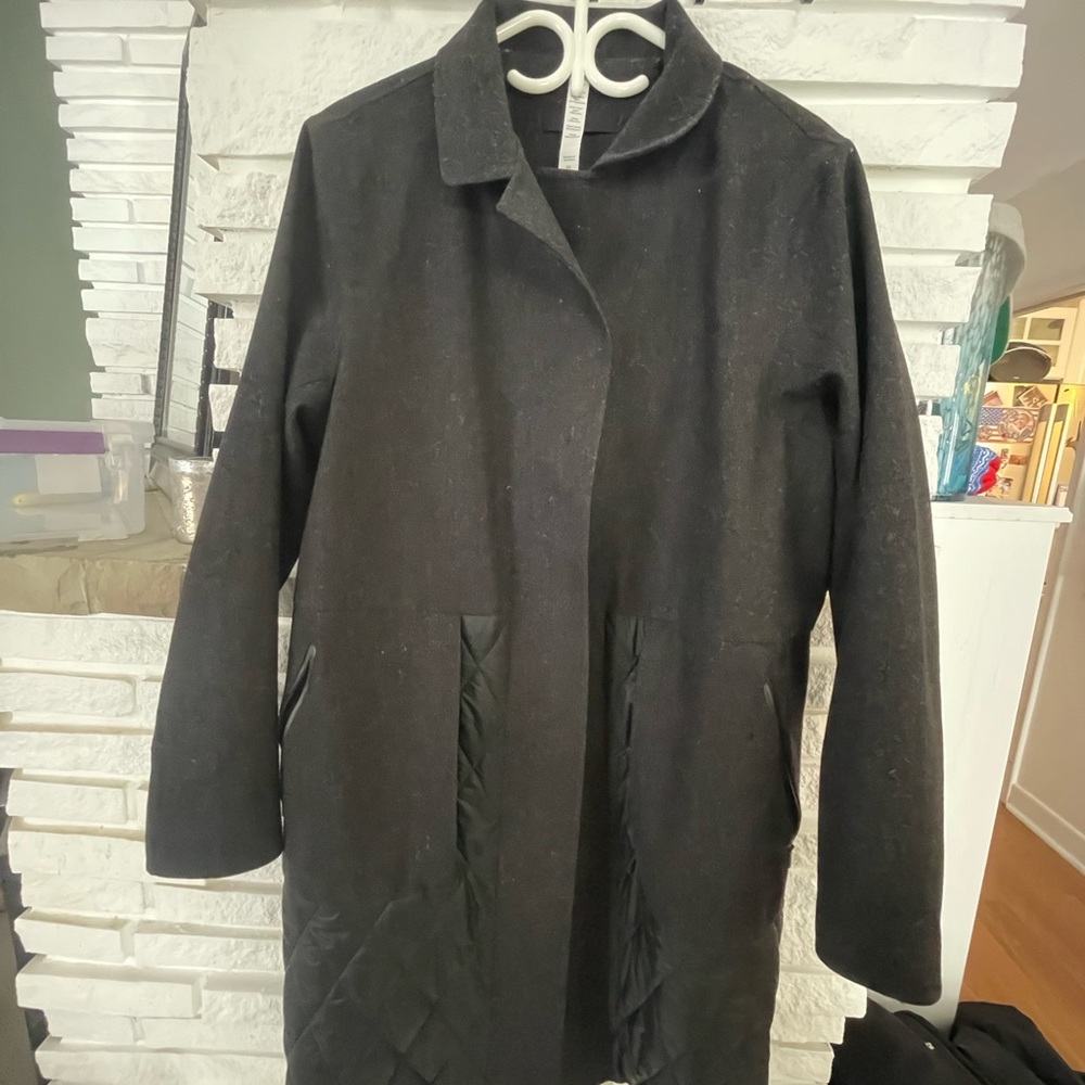 lululemon athletica Black Women's Coat